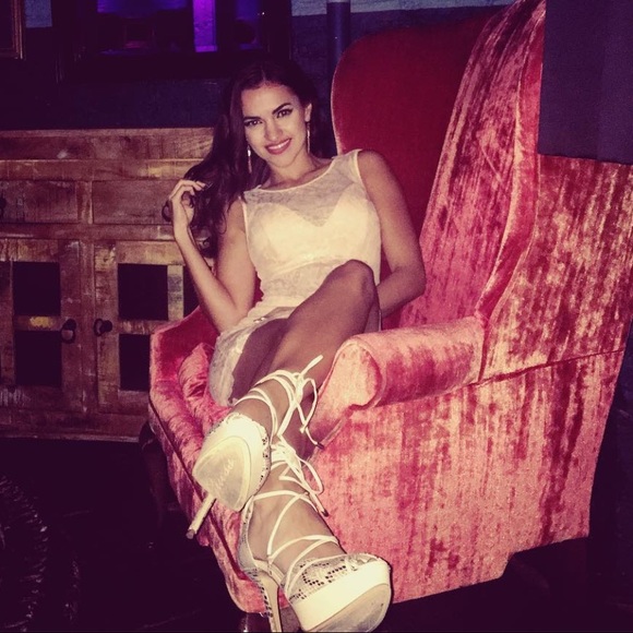 Meet your Posher, Rita - Picture 4 of 5